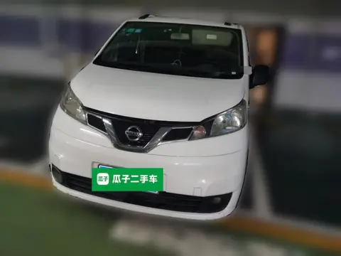 Nissan NV200 2014