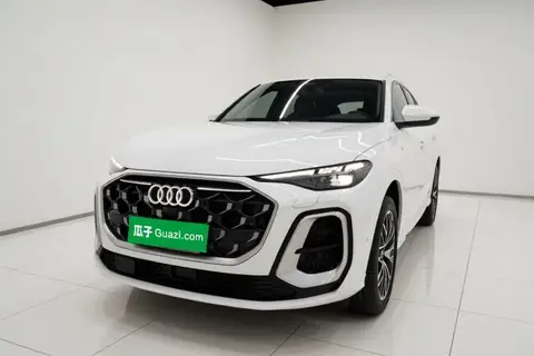 Audi Q5L 2025