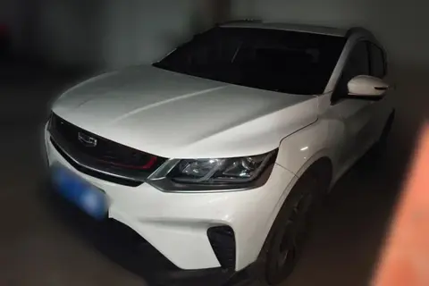 Geely Coolray 2021