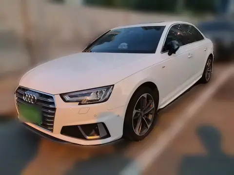 Audi A4L 2019