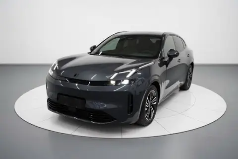 Lynk & Co 08 EM-P 2024