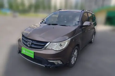 Baojun 730 2015