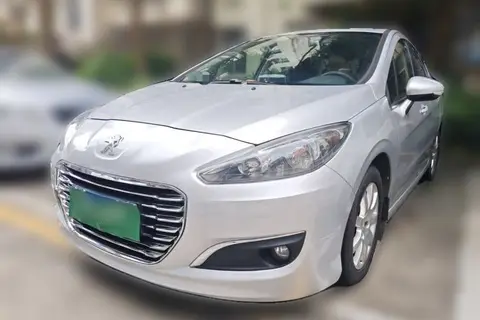 Peugeot 308 2015