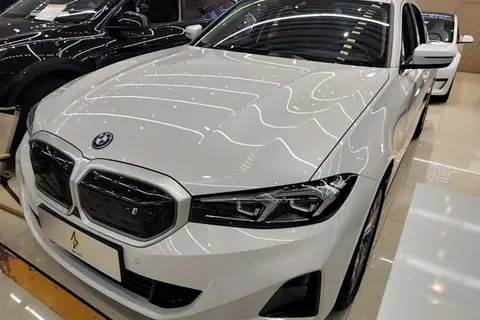 BMW i3 2024