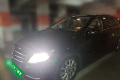 Mercedes-Benz R-Class 2014