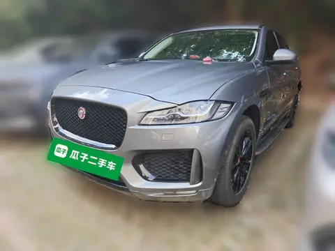 Jaguar F-PACE 2019