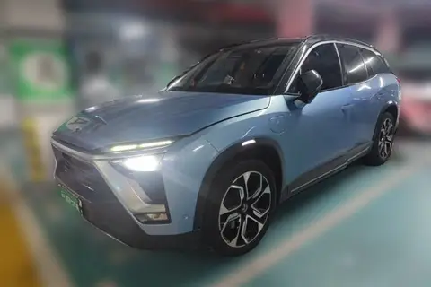 NIO ES8 2018