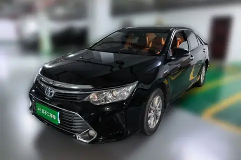 Toyota Camry 2015
