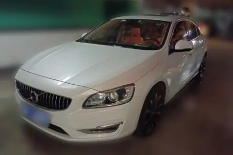 Volvo S60 2019