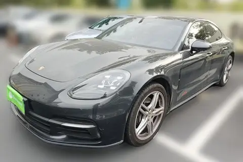 Porsche Panamera 2020
