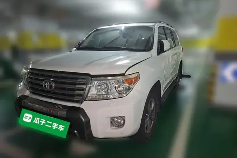 Toyota Land Cruiser 2013