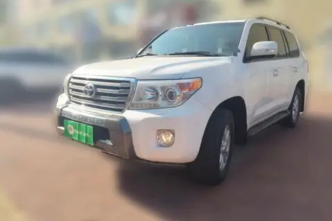 Toyota Land Cruiser 2014