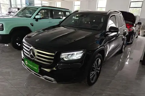 Mercedes-Benz GLB 2024