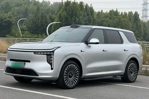 IM Motors Zhiji LS8 2026