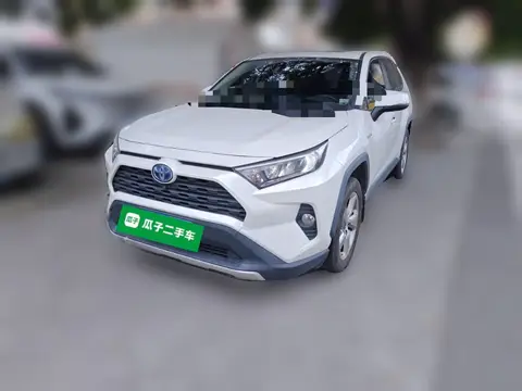 Toyota RAV4 2021