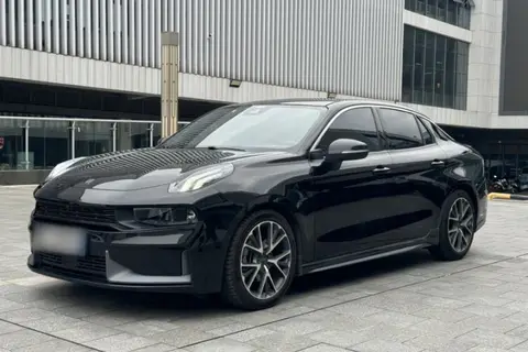 Lynk & Co 03 2022