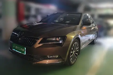 Skoda Superb 2015
