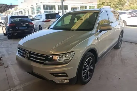 Volkswagen Tiguan L 2020