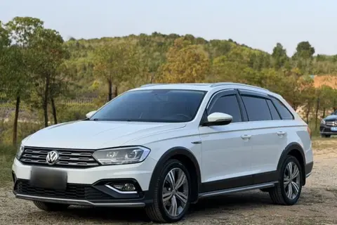 Volkswagen C-TREK 2019