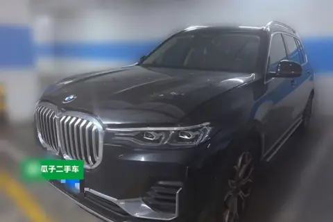 BMW X7 2021