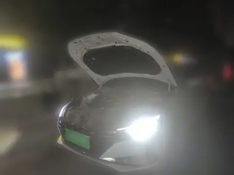Hyundai Elantra 2022