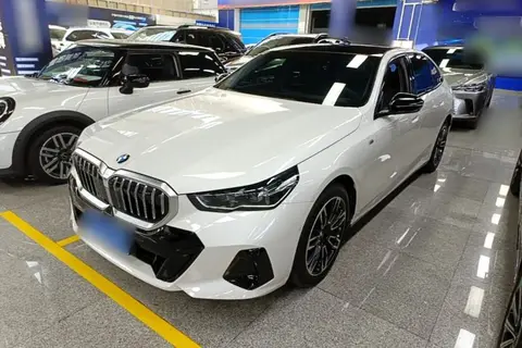 BMW 5 Series 2025