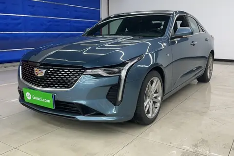 Cadillac CT4 2022