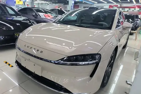 Luxeed Luxeed S7 2024