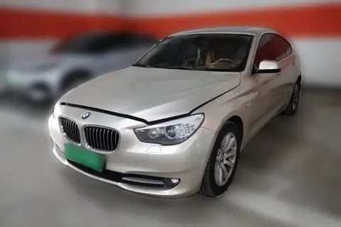 BMW 5 Series GT 2011