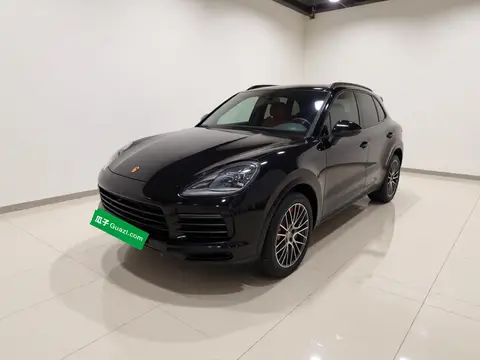 Porsche Cayenne 2022