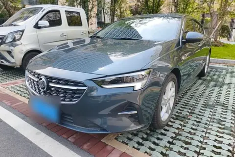 Buick Regal 2021
