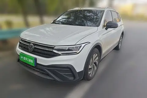Volkswagen Tiguan L 2025