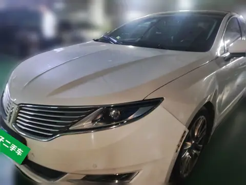 Lincoln MKZ 2015