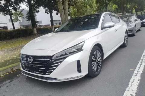 Nissan Teana 2023