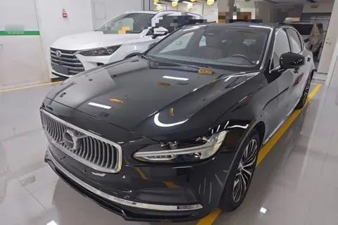 Volvo S90 2024