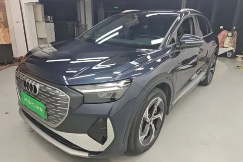 Audi Q4 e-tron 2024