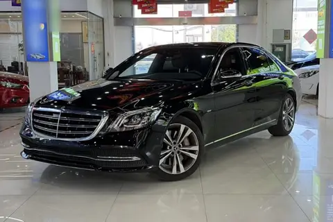 Mercedes-Benz S-Class 2020