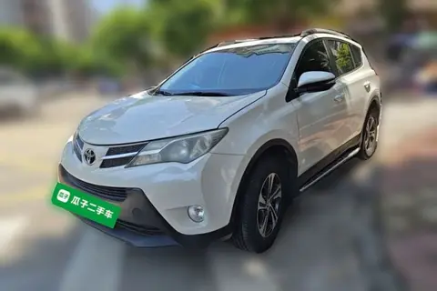 Toyota RAV4 2015