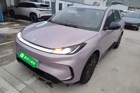 ARCFOX T1 2025