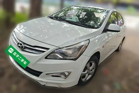 Hyundai Reina 2016