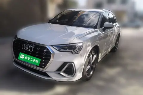 Audi Q3 2021