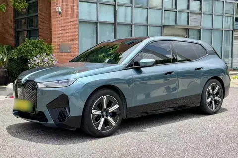 BMW iX 2021