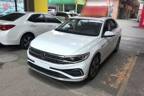 Volkswagen Bora 2023