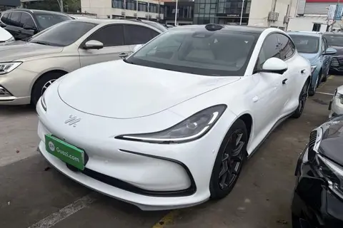 IM Motors L6 2024