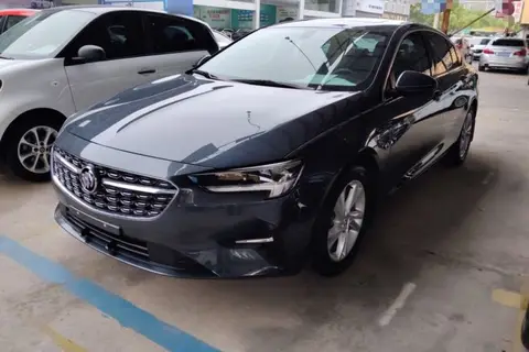 Buick Regal 2021