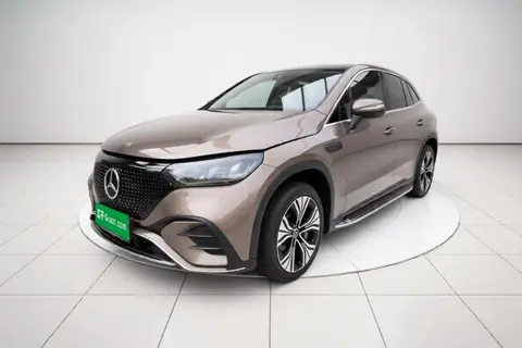 Mercedes-Benz EQE SUV 2023