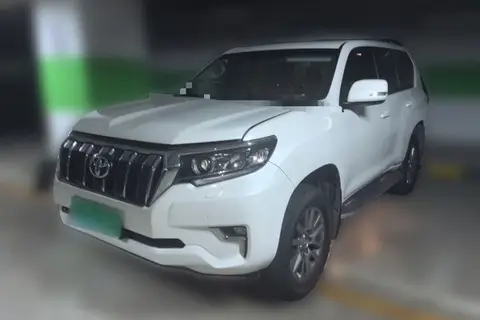 Toyota Prado 2018