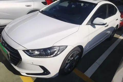 Hyundai Elantra Lingdong 2016