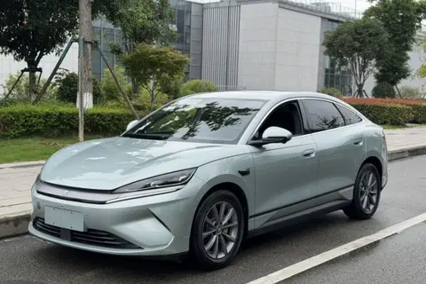 BYD Qin L 2025