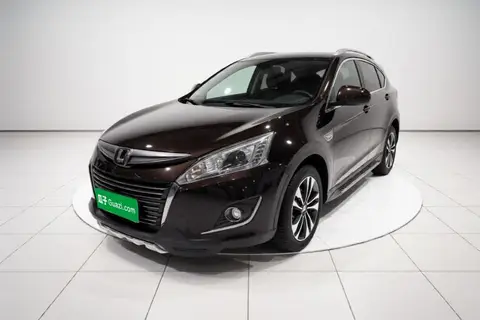 Luxgen U6 SUV 2015